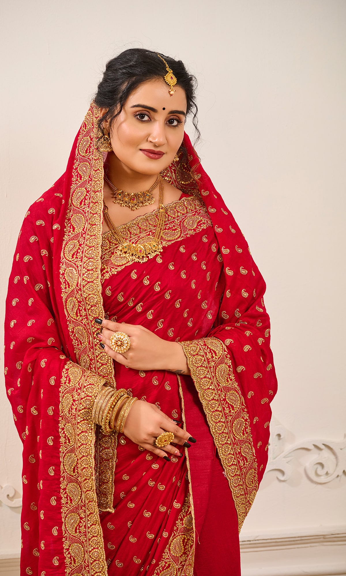 30 Real Brides Who Donned Red Bridal Saree For Their Wedding Day! | Indian  bride outfits, Bridal sarees south indian, Indian bridal fashion